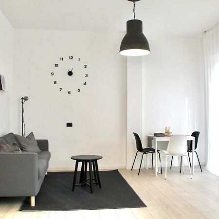 Apartament Design Moderno In Centro - Lainate- Rho Fiera Zewnętrze zdjęcie